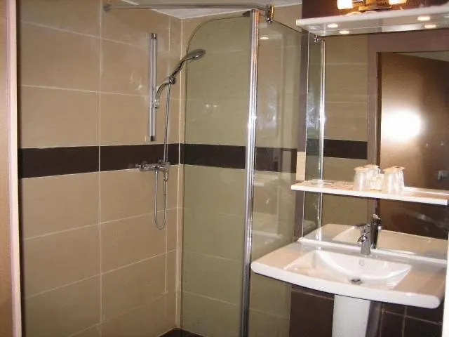 Logis Lhotel Restaurant Antony Verrieres Le Buisson Massy (Essonne)